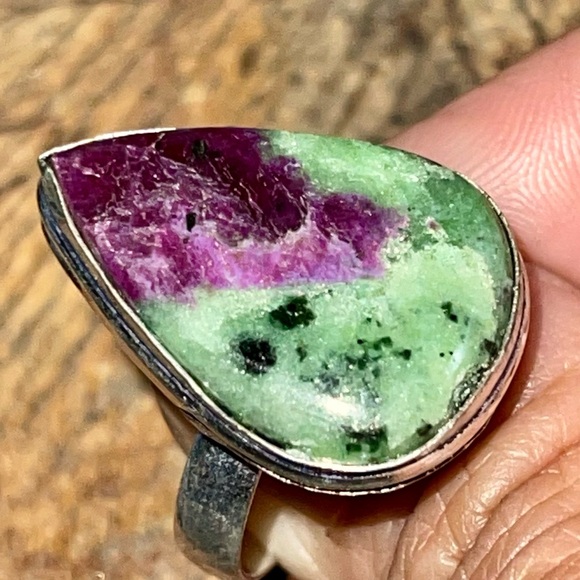 Anyolite Ruby Zoisite Ring Size 8 1/4 - Picture 3 of 10